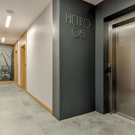 Bastion Walowa With Parking By Renters Prestige *