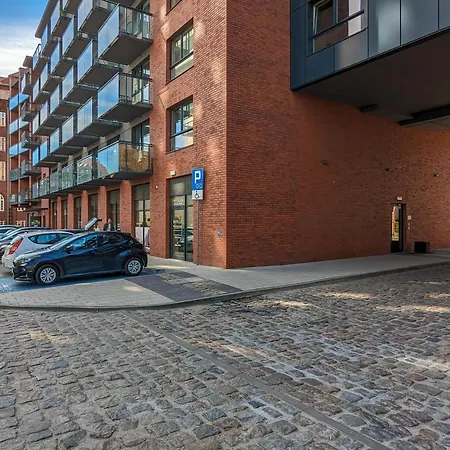 Apartment Bastion Walowa With Parking By Renters Prestige Danzig